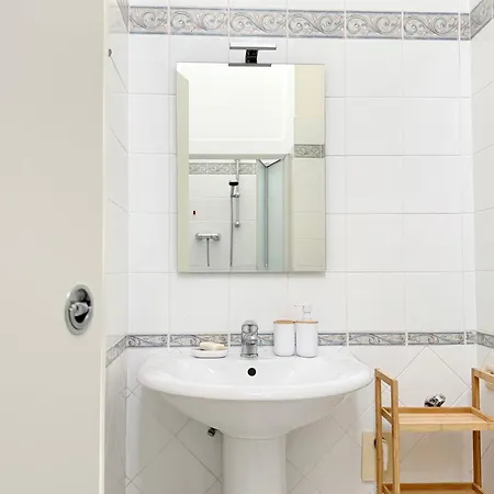 P091 - , Nuovo Bilocale In Posizione Strategica Apartman